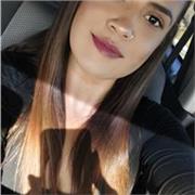 Profesora de apoyo escolar en el área de español online